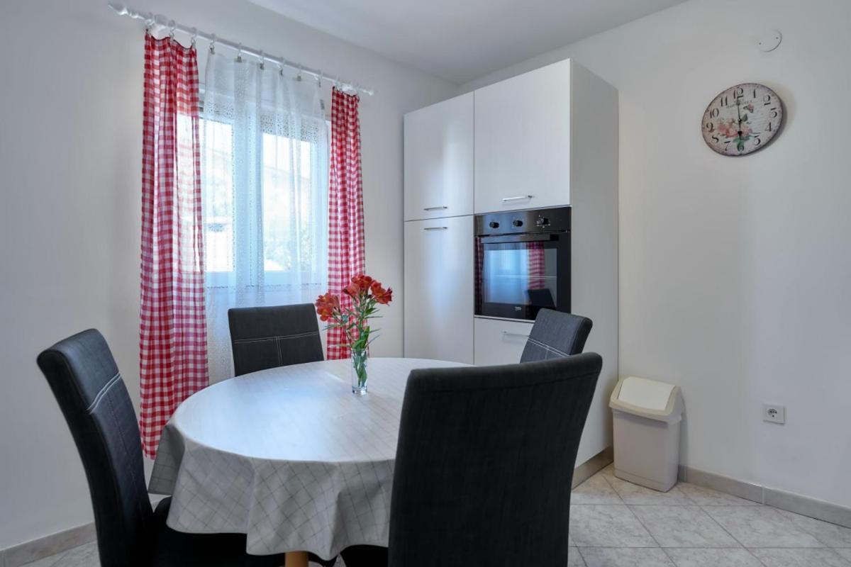 Hotel Diana In Medulin * Istrien Zewnętrze zdjęcie
